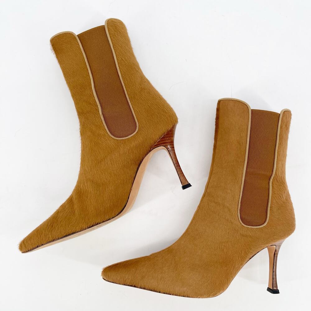 Manolo Blahnik Vintage Ponyhair Camel Brown Heeled Chelsea Ankle Boots IT 37 - Picture 5 of 12